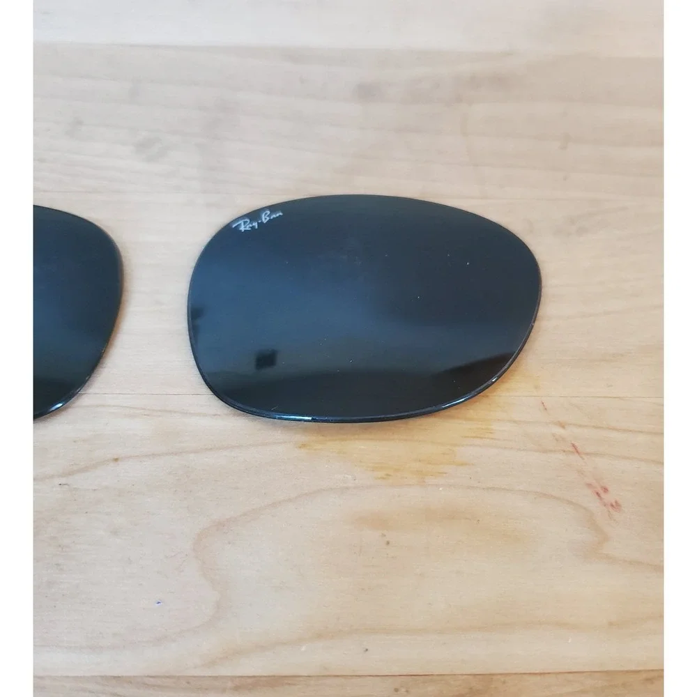 Ray Ban RB2132 New Wayfarer G15 Glass Lenses Size 58 Non Polarized